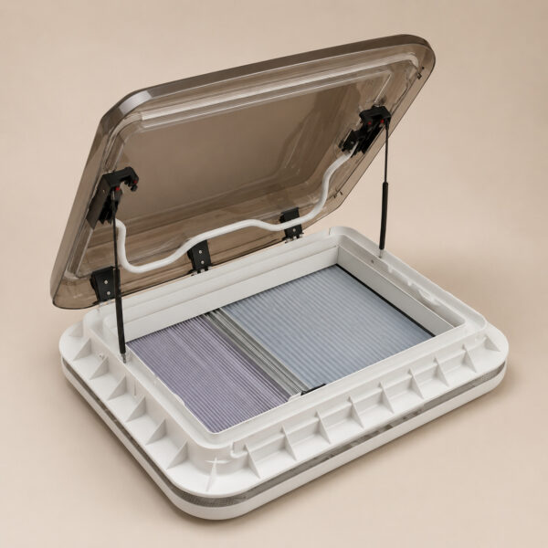 Ventana de Techo para Caravana, 700*500 claraboya homologado 43R con Luz LED, Mosquitera y Oscurecedor, Apertura Manual hasta 60°, Doble Cúpula Acrílica con Ventilación Permanente