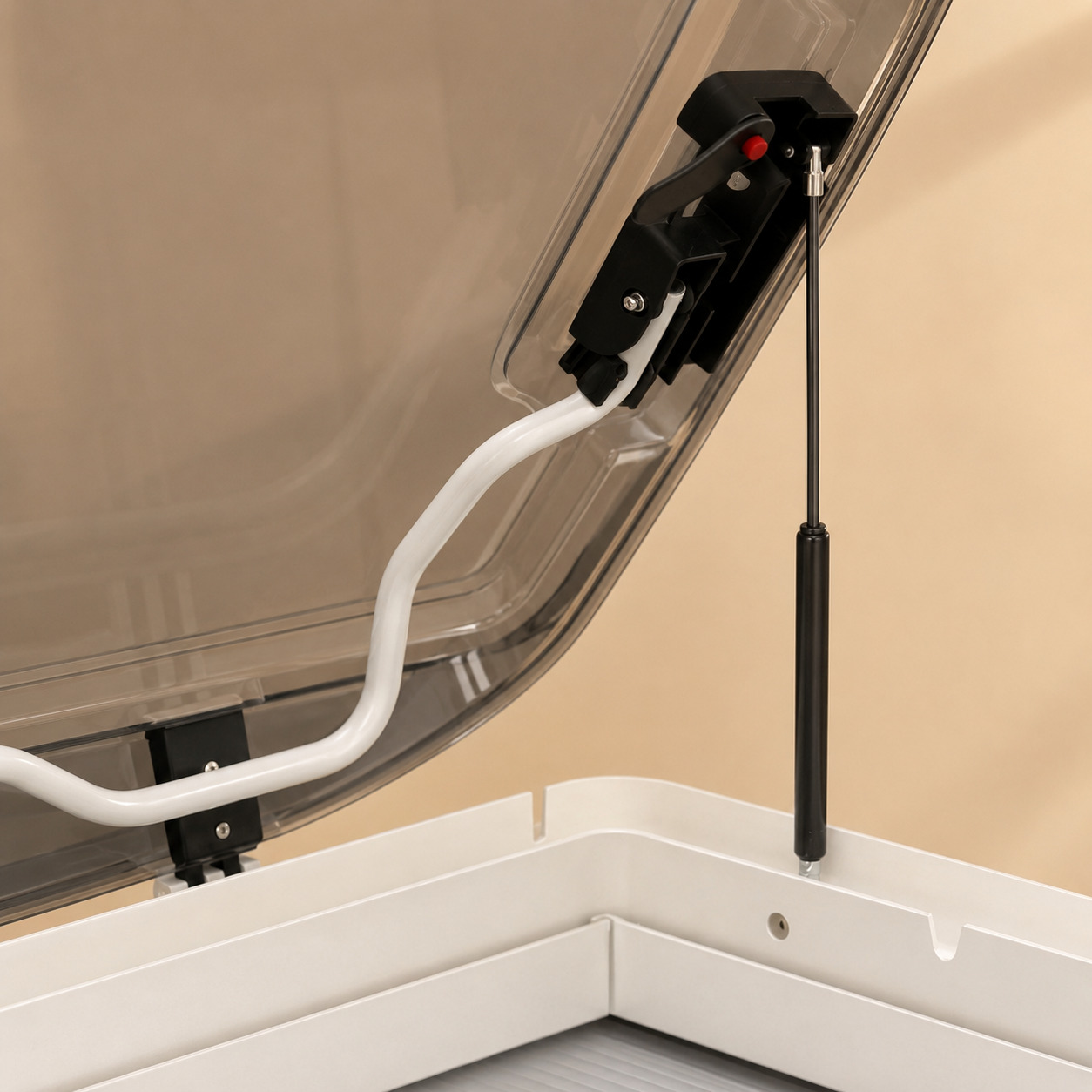 Ventana de Techo para Caravana, 700*500 claraboya homologado 43R con Luz LED, Mosquitera y Oscurecedor, Apertura Manual hasta 60°, Doble Cúpula Acrílica con Ventilación Permanente - Imagen 12